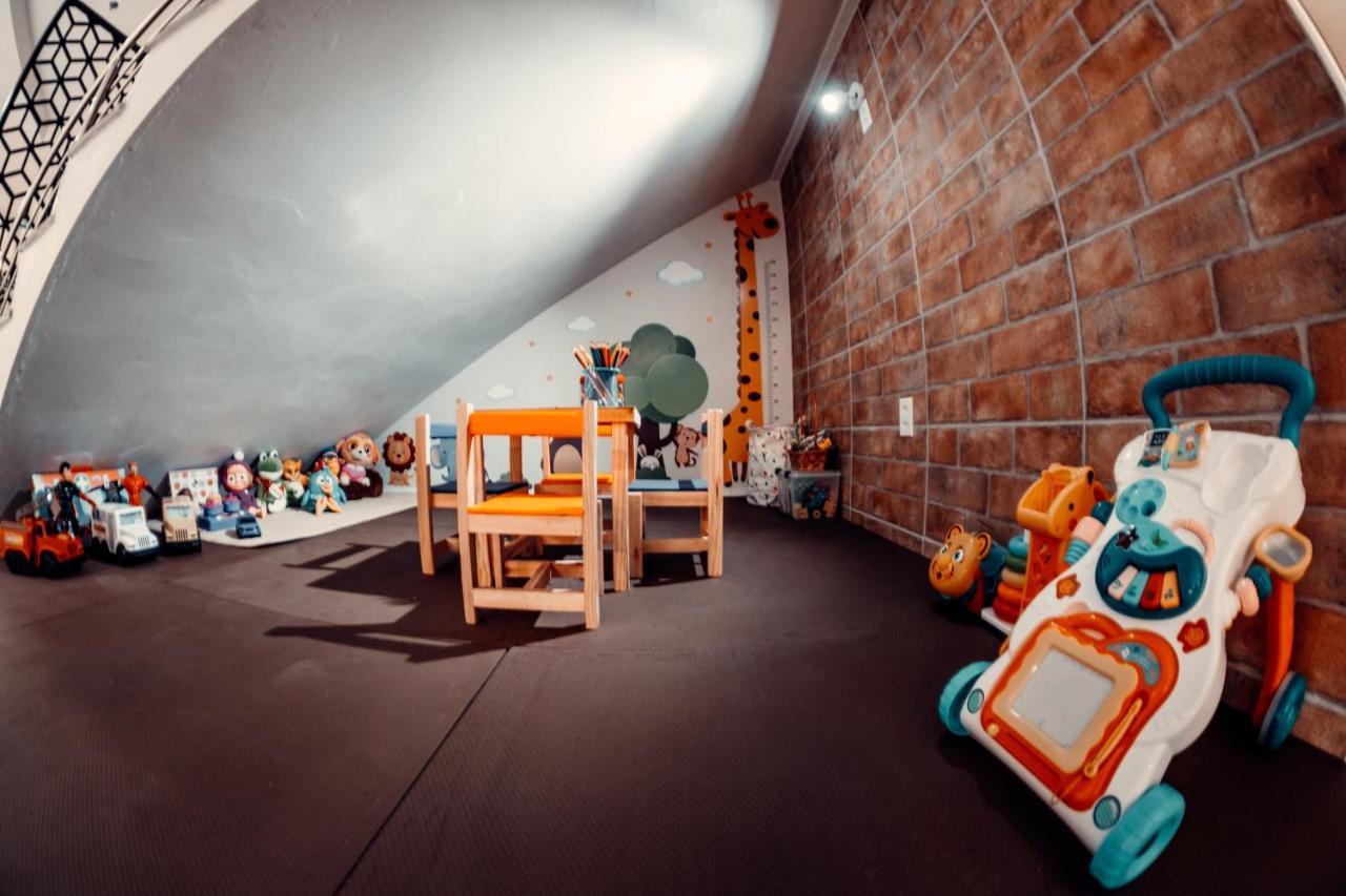 P1 Hotel ซานตามาเรีย ภายนอก รูปภาพ